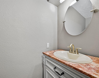 5815 Green Terrace Ln - Photo Thumbnail 29