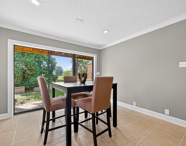 5815 Green Terrace Ln - Photo Thumbnail 18