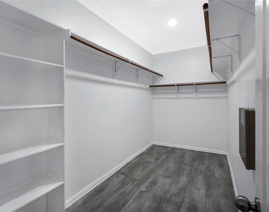 22727 Whispering Timbers Way - Photo Thumbnail 17