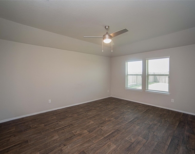 14086 Sharktooth Hill Lane - Photo Thumbnail 7