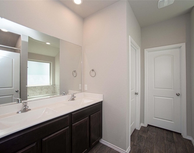 14086 Sharktooth Hill Lane - Photo Thumbnail 10