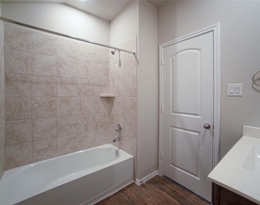 14086 Sharktooth Hill Lane - Photo Thumbnail 13