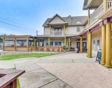 605 6 Street - Photo Thumbnail 13