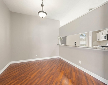4754 Widerop Lane - Photo Thumbnail 7