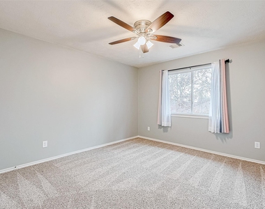 1430 Natural Pine Trail - Photo Thumbnail 15