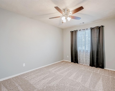 1430 Natural Pine Trail - Photo Thumbnail 14