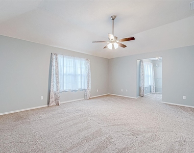 1430 Natural Pine Trail - Photo Thumbnail 19