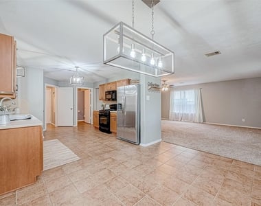 1430 Natural Pine Trail - Photo Thumbnail 6