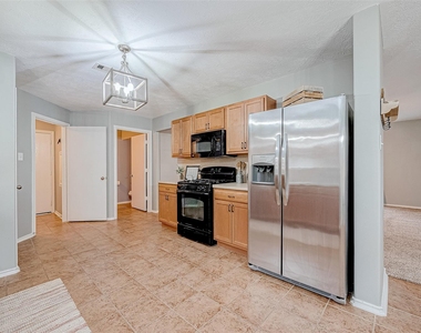 1430 Natural Pine Trail - Photo Thumbnail 7