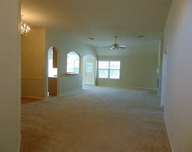 11102 Creekline Meadow Court - Photo Thumbnail 2