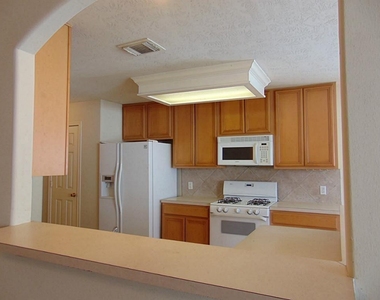 11102 Creekline Meadow Court - Photo Thumbnail 9