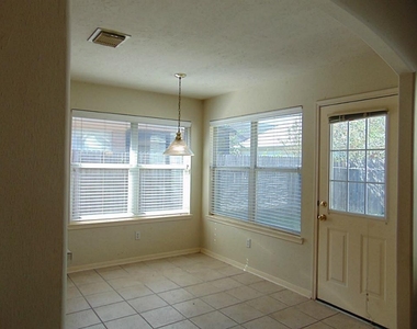 11102 Creekline Meadow Court - Photo Thumbnail 4