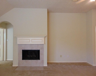 11102 Creekline Meadow Court - Photo Thumbnail 5