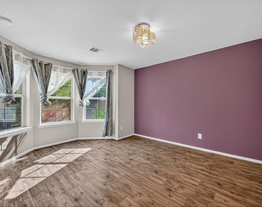 14574 Empanada Drive - Photo Thumbnail 6