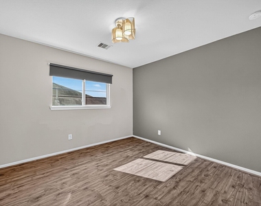 14574 Empanada Drive - Photo Thumbnail 21