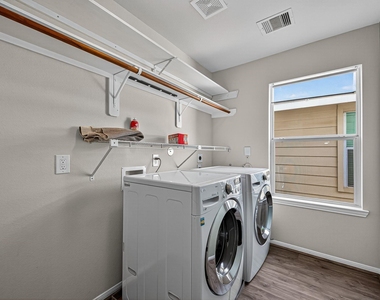 14574 Empanada Drive - Photo Thumbnail 32