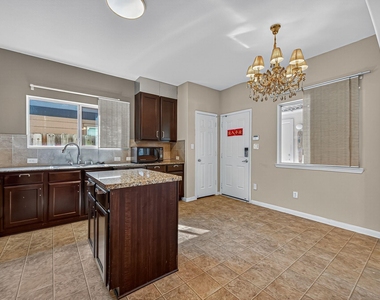 14574 Empanada Drive - Photo Thumbnail 10