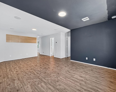 14574 Empanada Drive - Photo Thumbnail 24