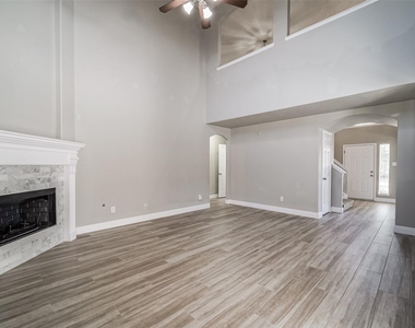 4822 Mosaic Canyon Court - Photo Thumbnail 4