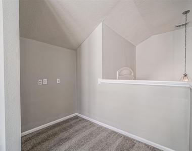 4822 Mosaic Canyon Court - Photo Thumbnail 25