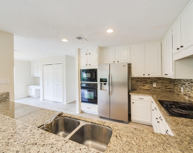 14214 Withersdale Drive - Photo Thumbnail 9