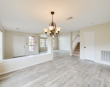 14214 Withersdale Drive - Photo Thumbnail 5