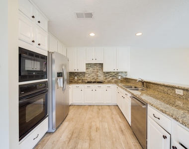 14214 Withersdale Drive - Photo Thumbnail 10