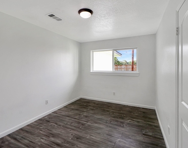 6014 Willowbend Boulevard - Photo Thumbnail 17