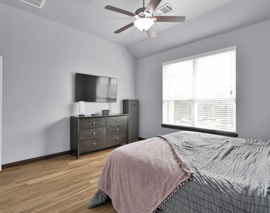 3554 Paganini Place - Photo Thumbnail 17