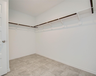 1022 Cattle Chute Ct - Photo Thumbnail 25