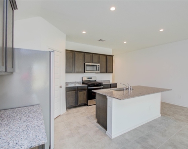 1022 Cattle Chute Ct - Photo Thumbnail 10