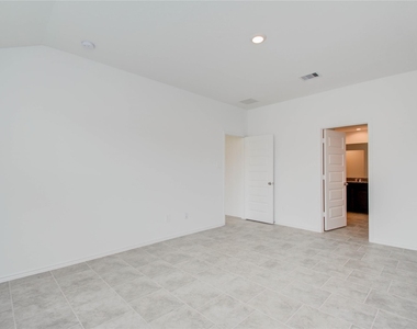 1022 Cattle Chute Ct - Photo Thumbnail 21