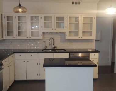 4629 Cedar Oaks Lane - Photo Thumbnail 15