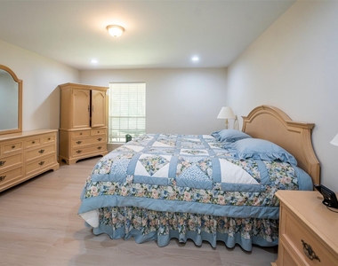 635 Chapel Hill Drive - Photo Thumbnail 10
