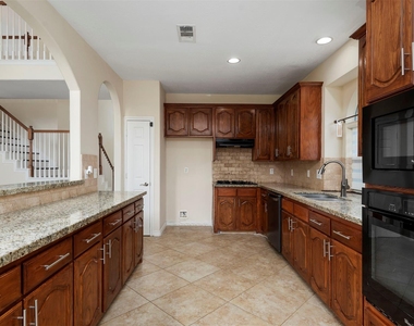5719 Indigo Trails Drive - Photo Thumbnail 21