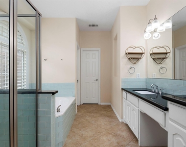 5719 Indigo Trails Drive - Photo Thumbnail 34