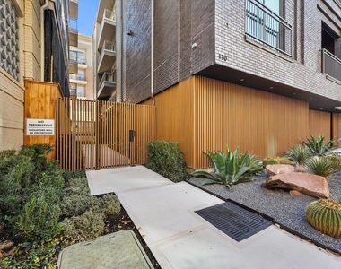 160 Birdsall Street - Photo Thumbnail 11