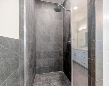 3075 Hicks Street - Photo Thumbnail 23
