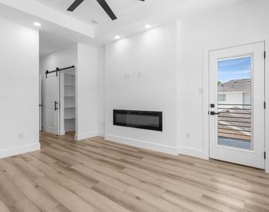 4412 Alvin Street - Photo Thumbnail 8