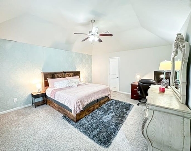 1603 Municipal Way - Photo Thumbnail 11