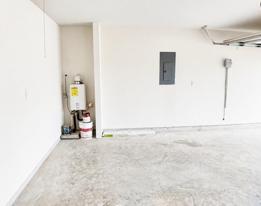21422 Chester Cliff Lane - Photo Thumbnail 23