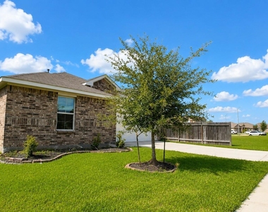 21422 Chester Cliff Lane - Photo Thumbnail 1