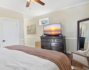 410 Peach Street - Photo Thumbnail 16