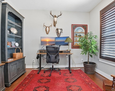 410 Peach Street - Photo Thumbnail 21