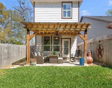 410 Peach Street - Photo Thumbnail 28