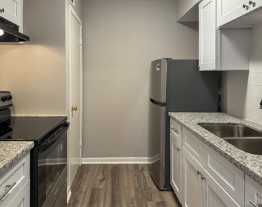 2101 6th Avenue N - Photo Thumbnail 6