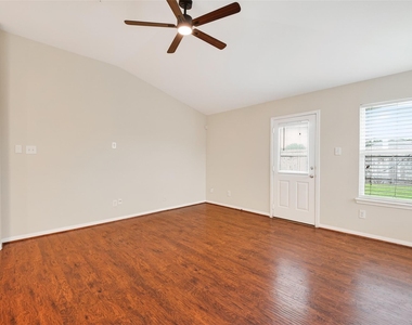 3714 Glover Meadows Lane - Photo Thumbnail 13