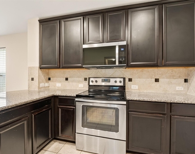 3714 Glover Meadows Lane - Photo Thumbnail 7