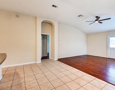 3714 Glover Meadows Lane - Photo Thumbnail 12