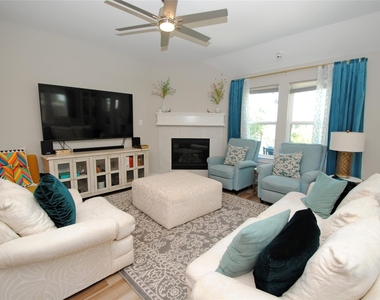 24818 Harvest Elm Court - Photo Thumbnail 14